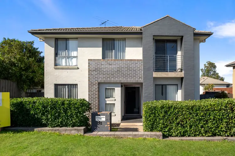 92 Minorca Circuit, Spring Farm NSW 2570