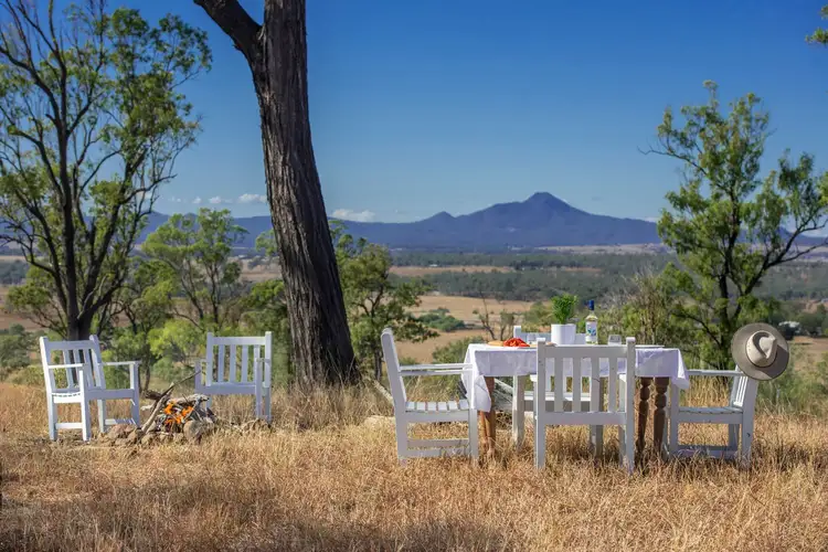 101 Dobelis Road, Mount Forbes QLD 4340