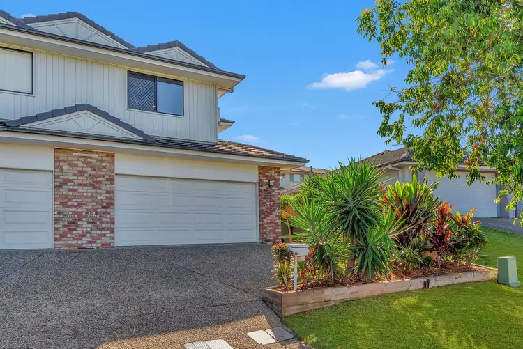 Main view of Homely townhouse listing, 2/18 Cranberrie Crescent, Pimpama QLD 4209