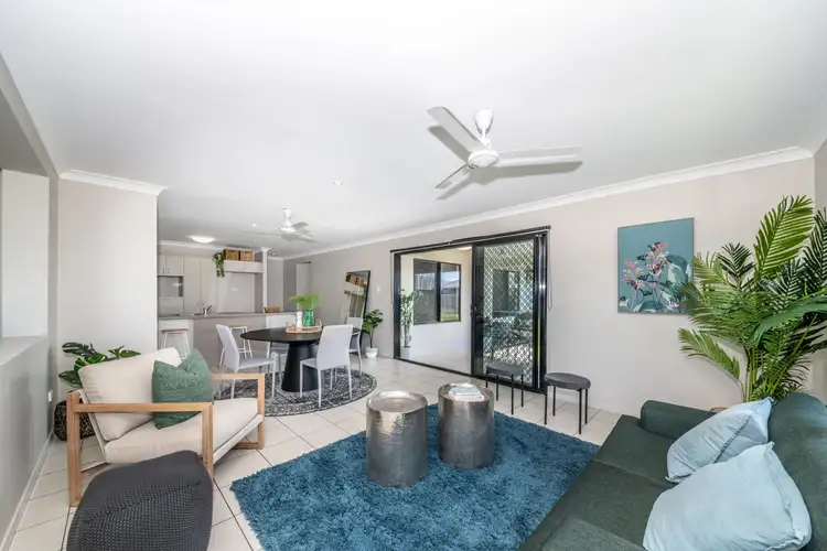 8 Limerick Way, Mount Low QLD 4818