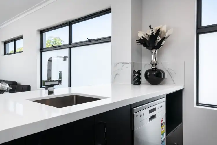 Seventh view of Homely house listing, 5/17 Methuen Way, Duncraig WA 6023