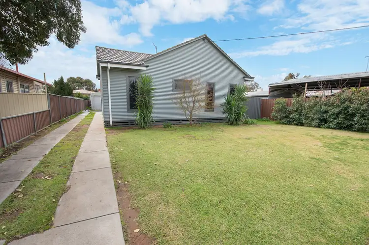 52 Rutherford Street, Swan Hill VIC 3585
