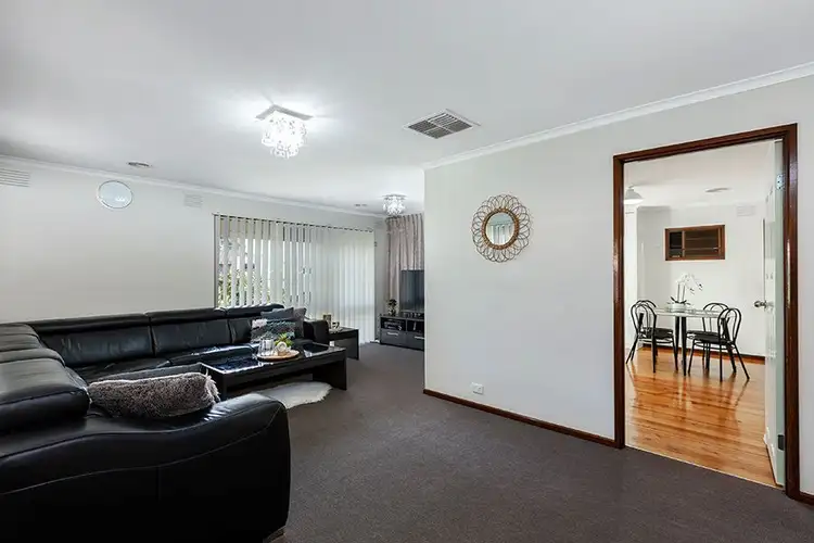 Second view of Homely house listing, 5 Tumut Court, Werribee VIC 3030