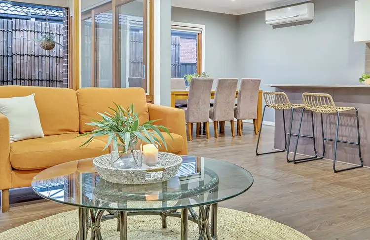 Seventh view of Homely house listing, 10 Rainham Avenue, Craigieburn VIC 3064