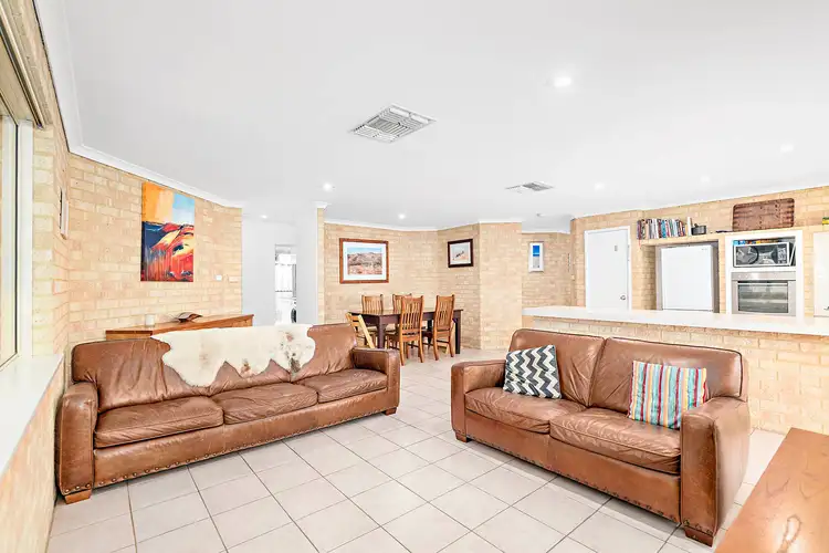 4 Onedin Court, Wandina WA 6530