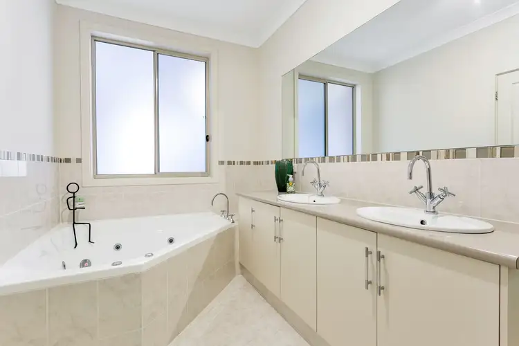 Fourth view of Homely house listing, 2 Stoneybrook Drive, Paradise SA 5075