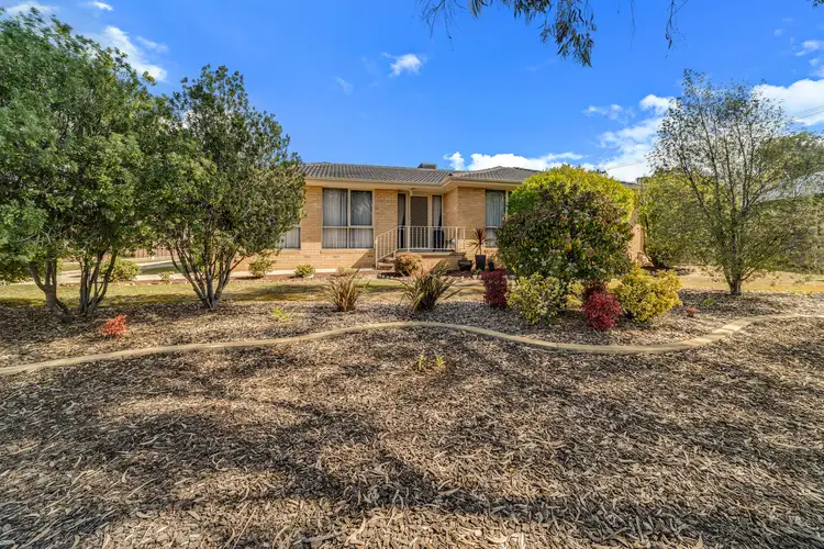 12 Lawrence Close, Macgregor ACT 2615