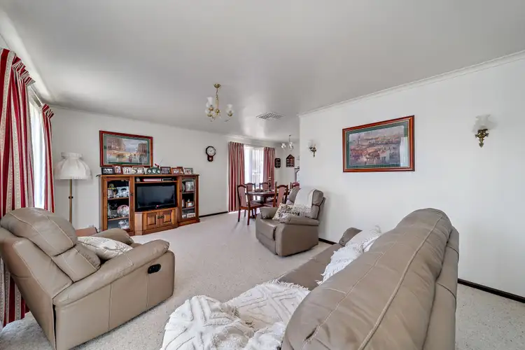 Fifth view of Homely house listing, 12 Lawrence Close, Macgregor ACT 2615
