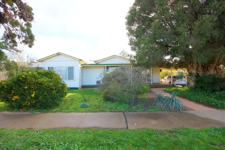 8 Lucas Crescent, Lockington VIC 3563