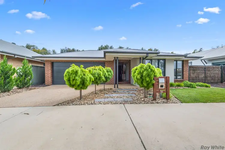 10 Robinson Way, Yarrawonga VIC 3730