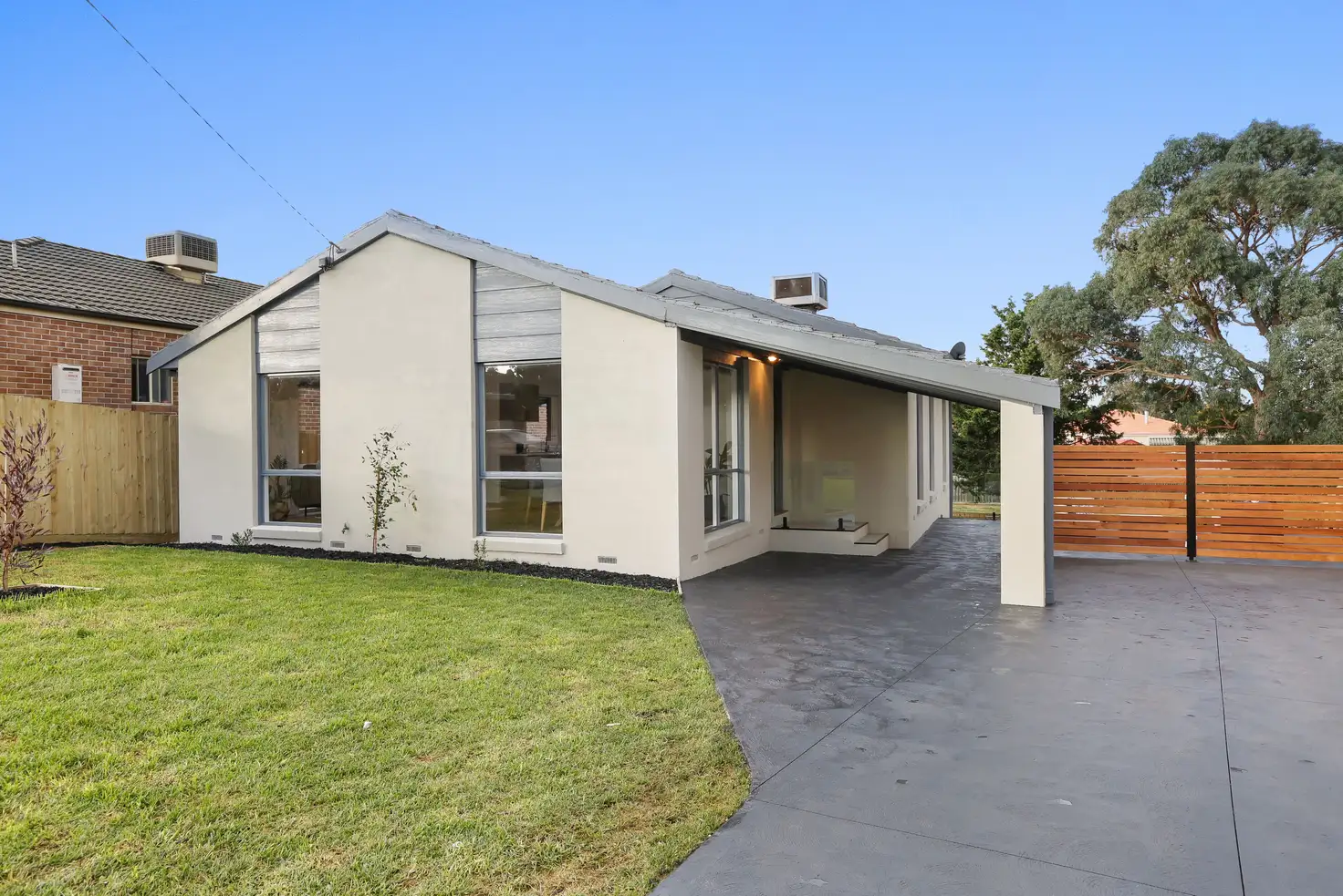 Main view of Homely house listing, 19 Chinnock Court, Craigieburn VIC 3064