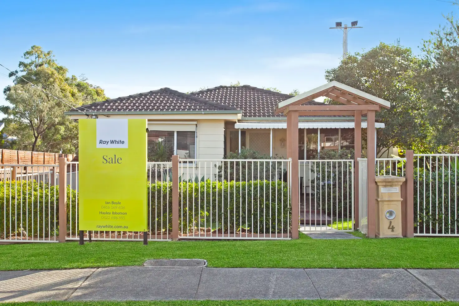 Main view of Homely house listing, 4 Hughes Avenue, Kanwal NSW 2259