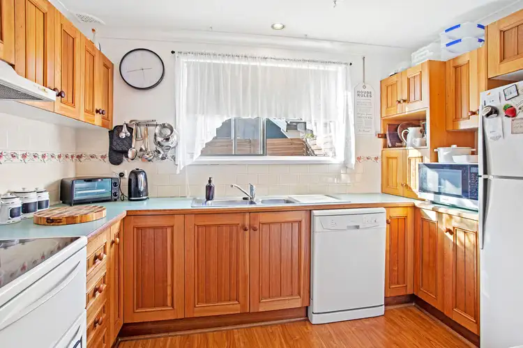 Fifth view of Homely house listing, 4 Hughes Avenue, Kanwal NSW 2259
