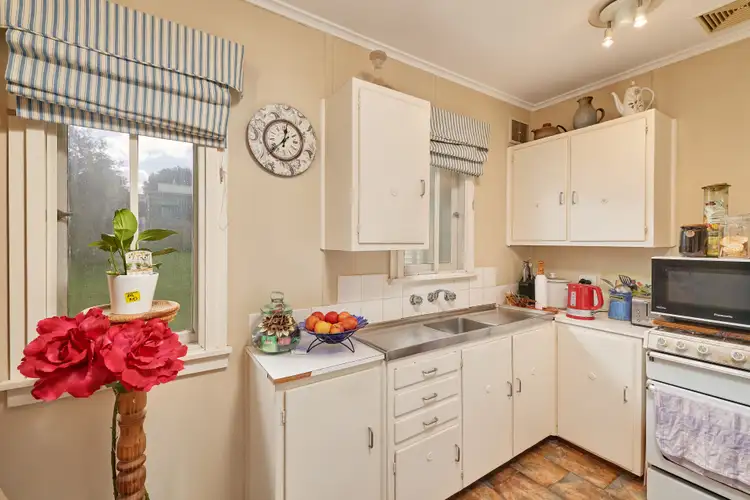 Fourth view of Homely house listing, 19 Gilmore Avenue, Mount Austin NSW 2650