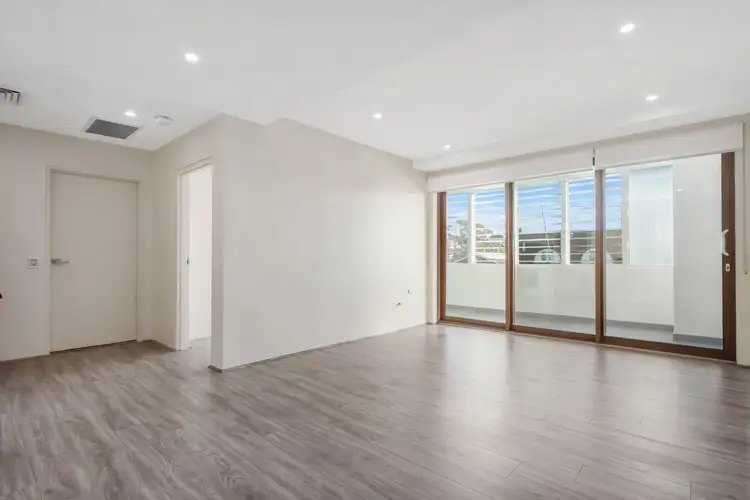 Sixth view of Homely apartment listing, 2/32-36 Princes Highway, Sylvania NSW 2224