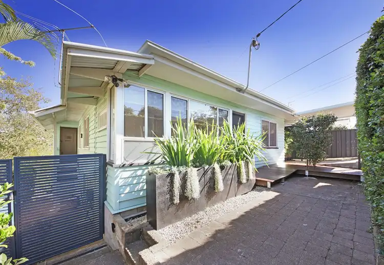 24 Lamont Road, Wilston QLD 4051