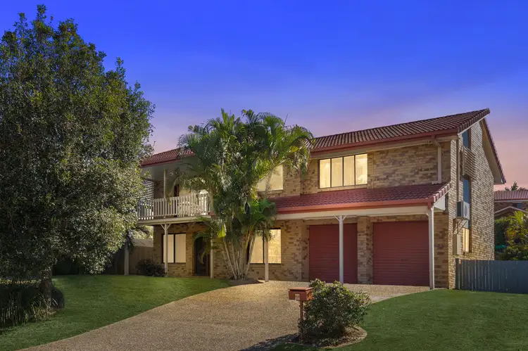 111 Kilmorey Street, Carindale QLD 4152