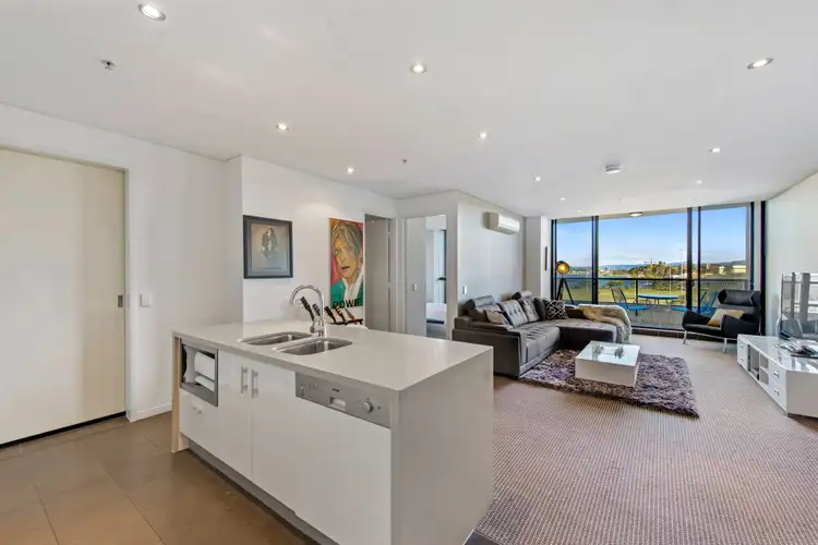 806/2 Aqua Street, Southport QLD 4215