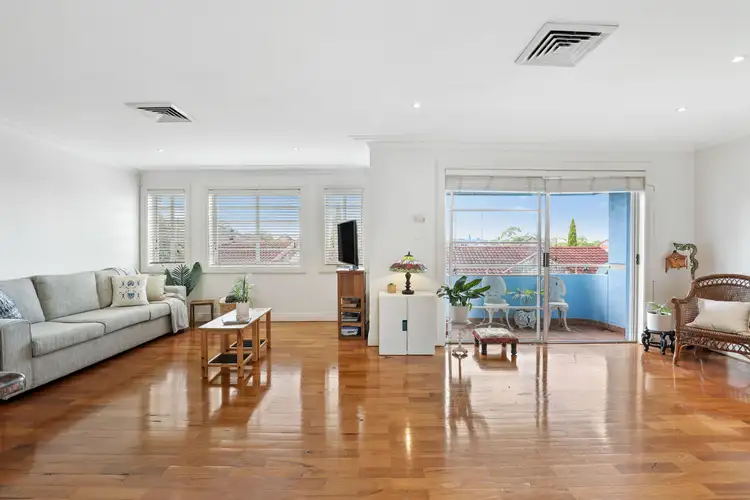 4/9 Walton Crescent, Abbotsford NSW 2046