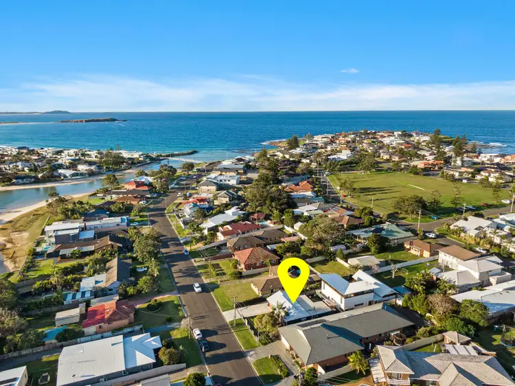 Third view of Homely house listing, 6 Headland Parade, Barrack Point NSW 2528