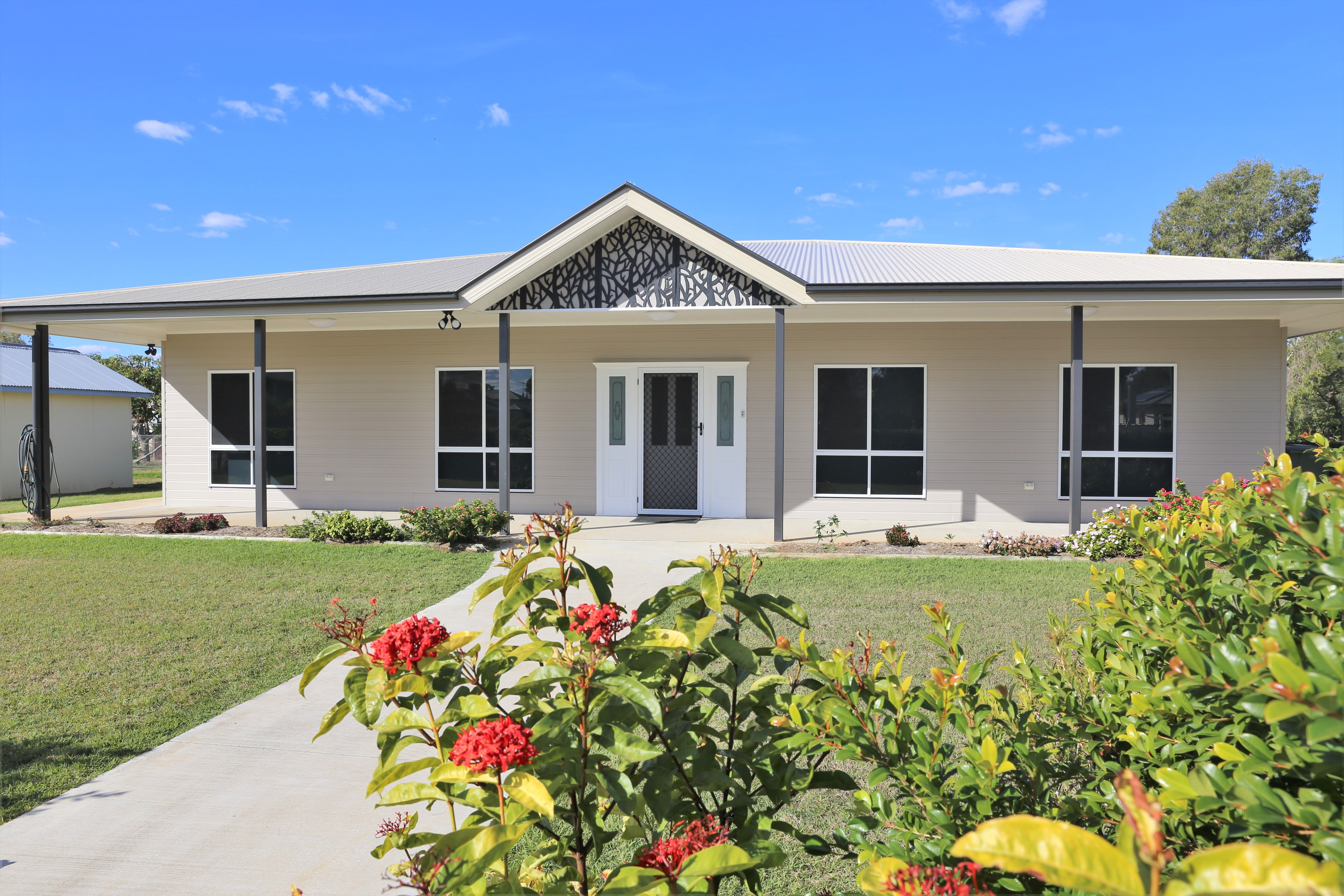 39 Maple Street, Barcaldine QLD 4725