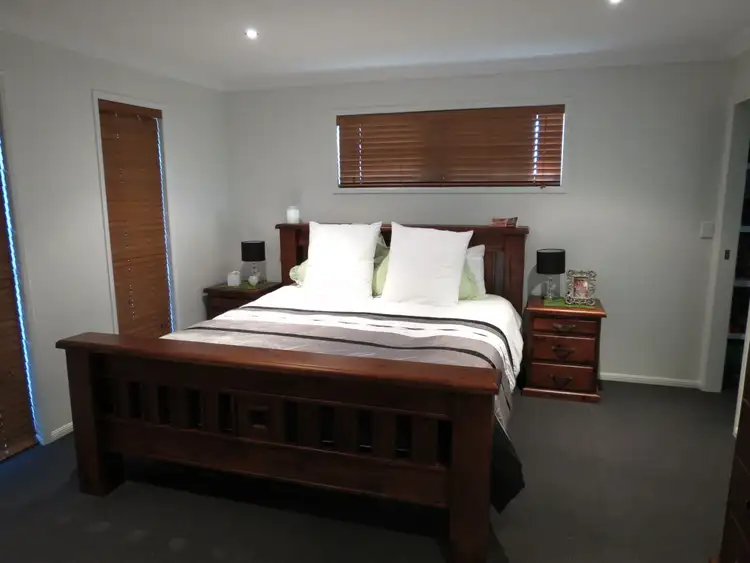 Fifth view of Homely house listing, 13 Wright Street, Emerald QLD 4720