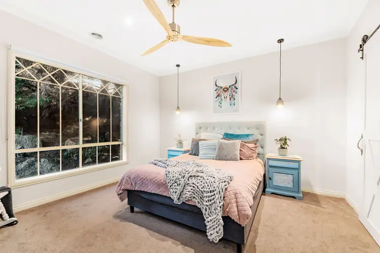 Sixth view of Homely house listing, 8 Avonsleigh Close, Warranwood VIC 3134