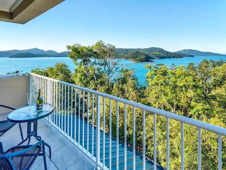 4/1 Coral Sea Avenue, Hamilton Island QLD 4803