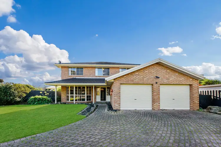 12 Willandra Court, Taylors Lakes VIC 3038