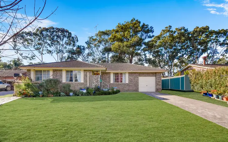 23 Thompson Place, Camden South NSW 2570