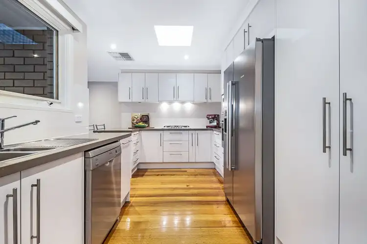 Fourth view of Homely house listing, 10 Moran Court, Vermont South VIC 3133