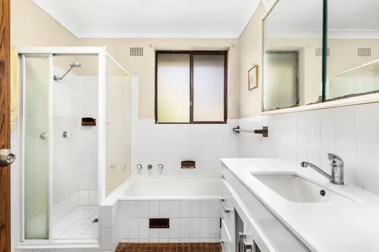 Sixth view of Homely apartment listing, 11/25 Ocean Street North, Bondi NSW 2026