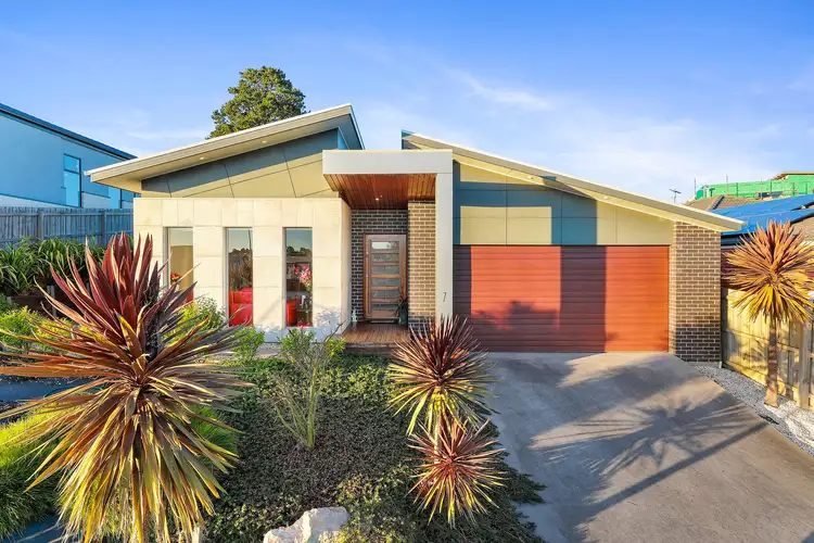 7 Bladen Street, Warragul VIC 3820