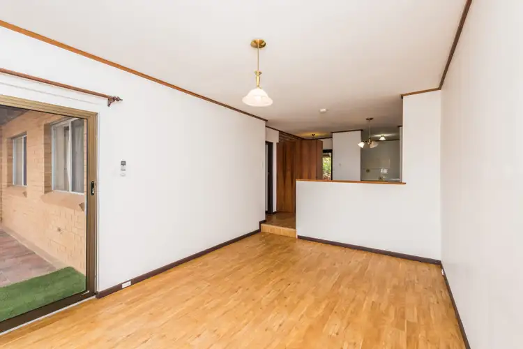 Fifth view of Homely unit listing, 6/40 Sydney Street, Mount Tarcoola WA 6530
