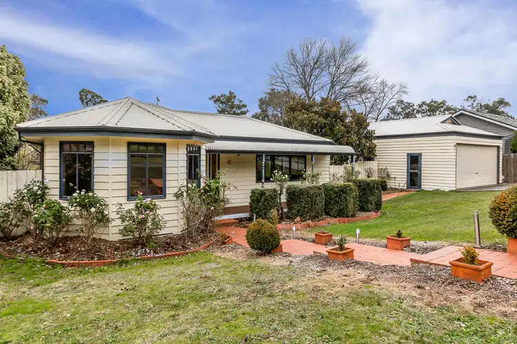 12 Fernhill Road, Mount Evelyn VIC 3796