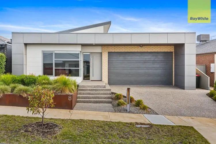 8 Fairbank Way, Maddingley VIC 3340