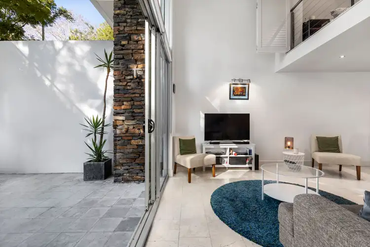 Second view of Homely apartment listing, 5/8 Greenknowe Avenue, Elizabeth Bay NSW 2011