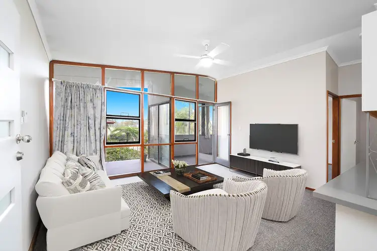 2 Thomas Street, Tascott NSW 2250