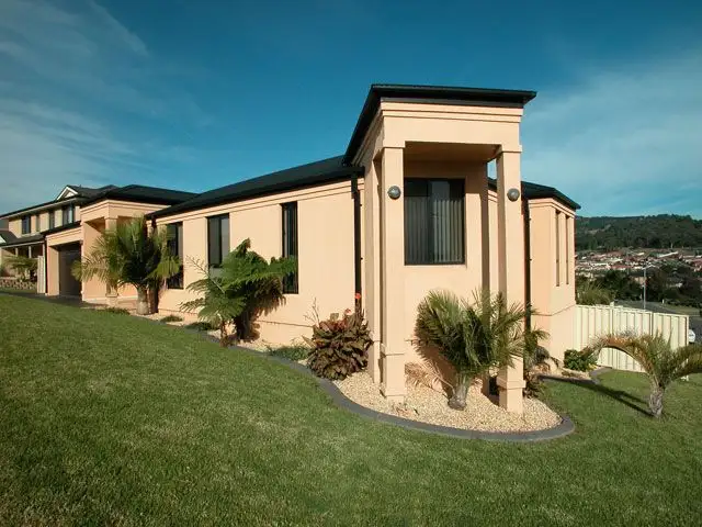 42 Fields Drive, Albion Park NSW 2527
