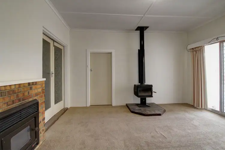 Fourth view of Homely house listing, 7 Eringa Avenue, Loxton SA 5333