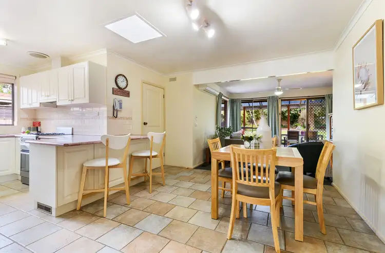 Fifth view of Homely house listing, 28 Barclay Avenue, Croydon VIC 3136