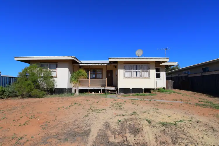 31 Dempster Road, Carnarvon WA 6701