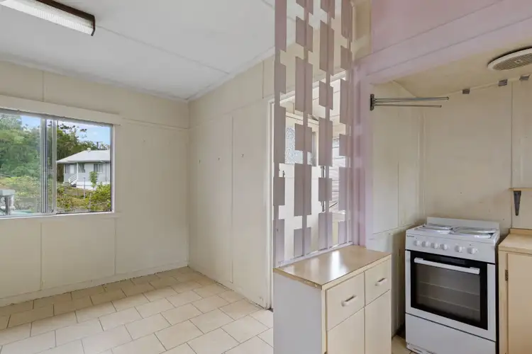 Fourth view of Homely house listing, 1 Diamond Street, Holland Park QLD 4121