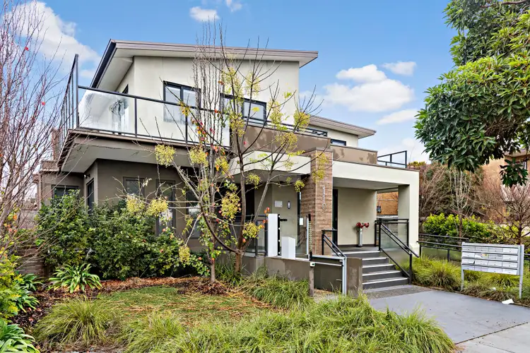 11/110 Atherton Road, Oakleigh VIC 3166