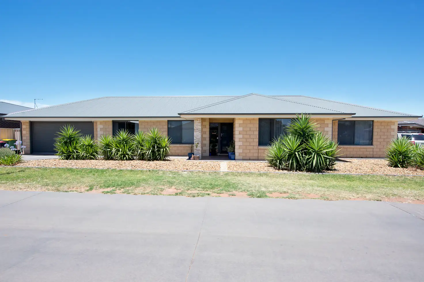 Main view of Homely house listing, 10 Merit Crescent, Swan Hill VIC 3585