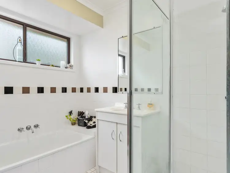 Fifth view of Homely semi-detached listing, 5/4-8 Cassandra Crescent, Labrador QLD 4215