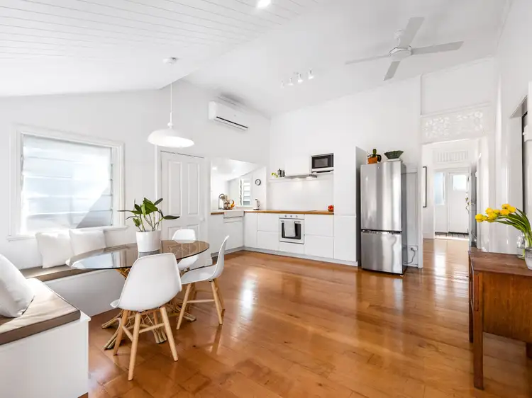 Fourth view of Homely house listing, 8 Quinton Street, Kangaroo Point QLD 4169