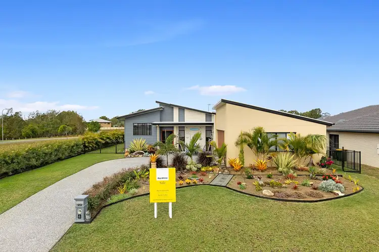 4 Fulmar Court, Burrum Heads QLD 4659