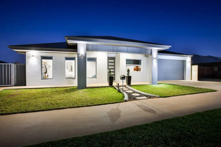 Second view of Homely house listing, 486 Riverside Avenue, Mildura VIC 3500