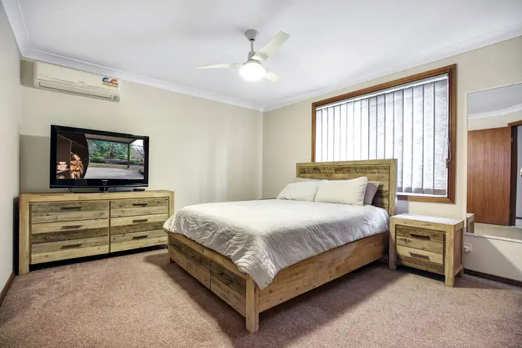 Fifth view of Homely house listing, 10 Harriett Close, Glenmore Park NSW 2745